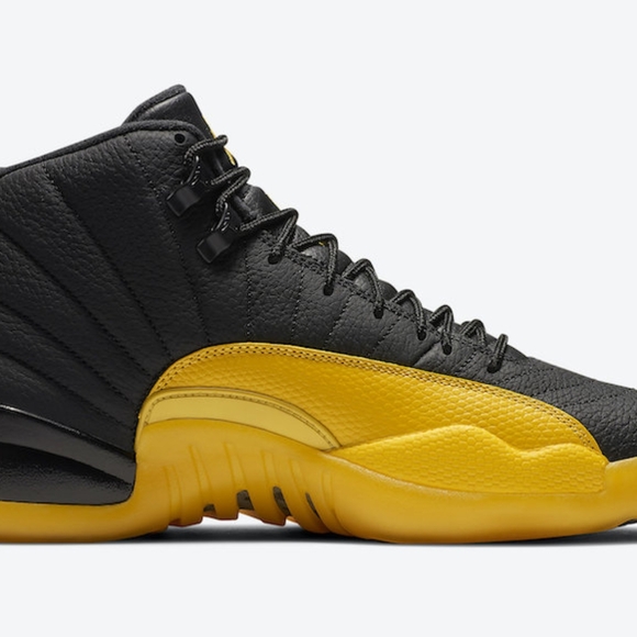 Jordan 12 - Picture 3 of 6